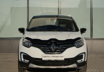 Подержанный автомобиль Renault Kaptur 2021 года (8 фото)