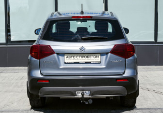 Подержанный автомобиль Suzuki Vitara 2021 года (4 фото)