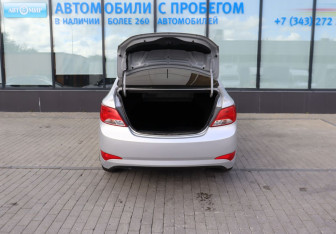 Подержанный автомобиль Hyundai Solaris Sedan 2016 года (19 фото)