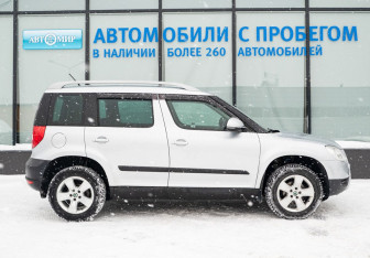 Подержанный автомобиль Skoda Yeti 2013 года (6 фото)
