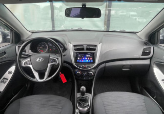 Подержанный автомобиль Hyundai Solaris Sedan 2014 года (11 фото)