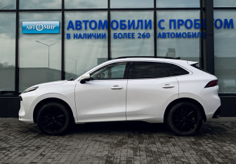 Подержанный автомобиль Forthing T5 EVO 2022 года (2 фото)