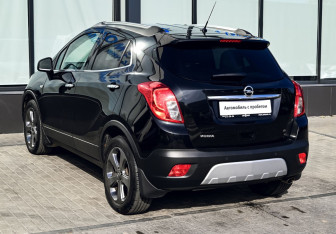 Подержанный автомобиль Opel Mokka 2014 года (3 фото)