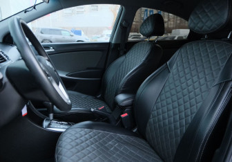 Подержанный автомобиль Hyundai Solaris Sedan 2013 года (17 фото)