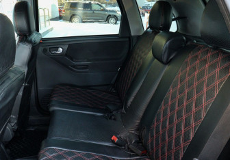 Подержанный автомобиль Opel Meriva 2008 года (18 фото)