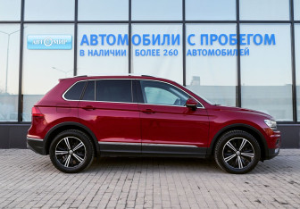 Подержанный автомобиль Volkswagen Tiguan 2018 года (6 фото)