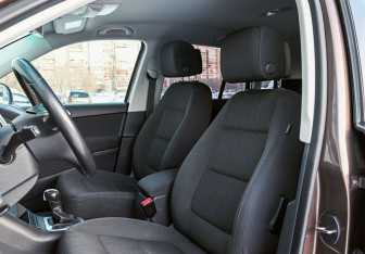 Подержанный автомобиль Volkswagen Tiguan 2016 года (17 фото)