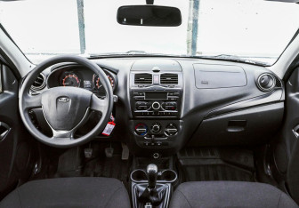 Подержанный автомобиль LADA (ВАЗ) Granta Liftback 2020 года (11 фото)