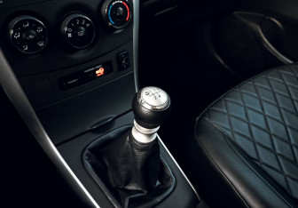 Подержанный автомобиль Toyota Corolla Sedan 2010 года (10 фото)