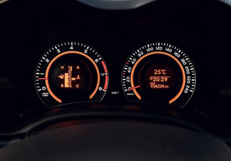 Подержанный автомобиль Toyota Corolla Sedan 2012 года (9 фото)