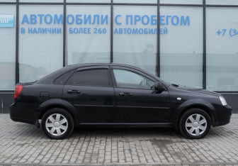 Подержанный автомобиль Chevrolet Lacetti Sedan 2011 года (6 фото)