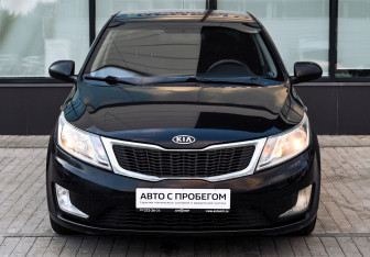 Подержанный автомобиль Kia Rio Sedan 2012 года (8 фото)