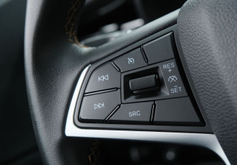 Подержанный автомобиль Москвич 3 2024 года (13 фото)