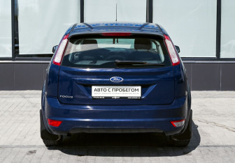 Подержанный автомобиль Ford Focus Hatchback 2010 года (4 фото)