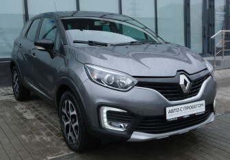 Подержанный автомобиль Renault Kaptur 2017 года (7 фото)