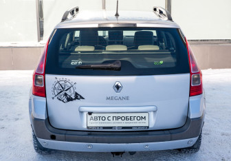 Подержанный автомобиль Renault Megane Wagon 2008 года (4 фото)