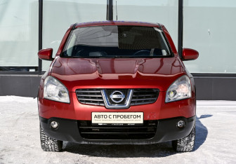 Подержанный автомобиль Nissan Qashqai 2007 года (8 фото)