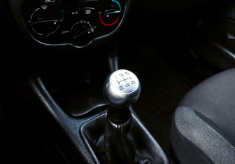 Подержанный автомобиль Peugeot 206 Hatchback 2007 года (12 фото)
