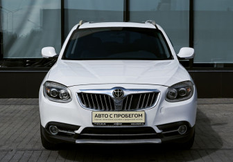 Подержанный автомобиль Brilliance V5 2014 года (8 фото)
