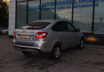 Подержанный автомобиль LADA (ВАЗ) Granta Liftback 2016 года (5 фото)