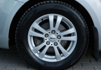 Подержанный автомобиль Ford Focus Sedan 2010 года (19 фото)