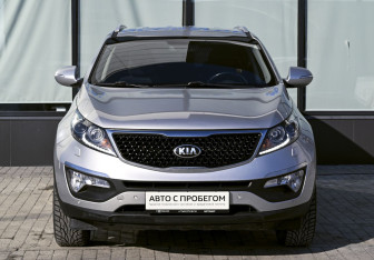 Подержанный автомобиль Kia Sportage 2014 года (8 фото)