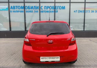 Подержанный автомобиль Hyundai i20 2009 года (4 фото)