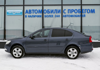 Подержанный автомобиль Skoda Octavia Liftback 2012 года (2 фото)