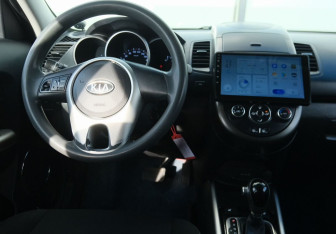 Подержанный автомобиль Kia Soul 2012 года (10 фото)