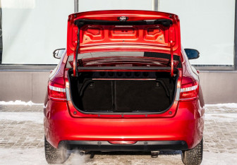 Подержанный автомобиль LADA (ВАЗ) Vesta Sedan 2018 года (21 фото)