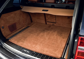 Подержанный автомобиль Porsche Cayenne 2007 года (31 фото)