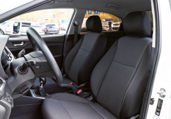 Подержанный автомобиль Hyundai Solaris Sedan 2018 года (16 фото)