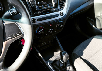 Подержанный автомобиль Hyundai Solaris Sedan 2018 года (9 фото)