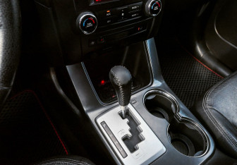 Подержанный автомобиль Kia Sorento 2010 года (9 фото)