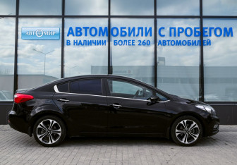 Подержанный автомобиль Kia Cerato Sedan 2013 года (6 фото)