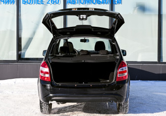 Подержанный автомобиль LADA (ВАЗ) Kalina Wagon 2015 года (18 фото)