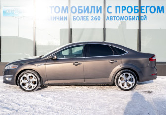 Подержанный автомобиль Ford Mondeo Sedan 2012 года (2 фото)