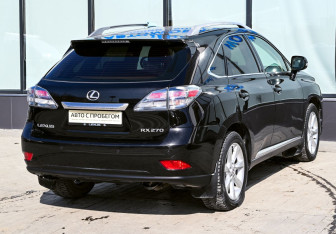 Подержанный автомобиль Lexus RX 2011 года (5 фото)