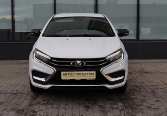 Подержанный автомобиль LADA (ВАЗ) Vesta Sedan 2023 года (8 фото)
