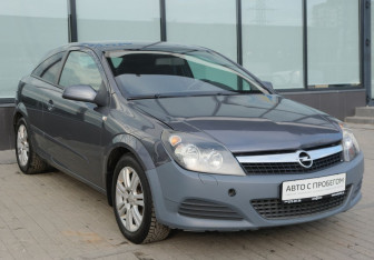 Подержанный автомобиль Opel Astra Hatchback 2007 года (7 фото)