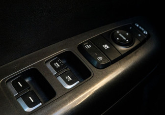 Подержанный автомобиль Kia Sportage 2017 года (16 фото)