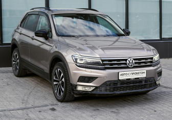 Подержанный автомобиль Volkswagen Tiguan 2019 года (7 фото)