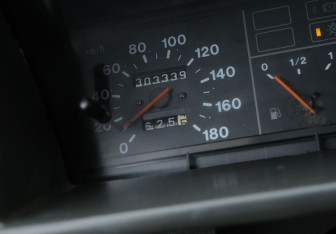 Подержанный автомобиль LADA (ВАЗ) 2109 Hatchback 2003 года (14 фото)