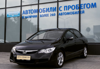 Подержанный автомобиль Honda Civic Sedan 2007 года (1 фото)