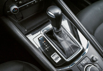 Подержанный автомобиль Mazda CX-5 2021 года (14 фото)