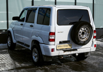Подержанный автомобиль УАЗ Patriot 2013 года (3 фото)