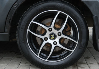 Подержанный автомобиль Vortex Estina 2009 года (19 фото)