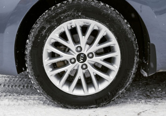 Подержанный автомобиль Kia Rio Sedan 2019 года (22 фото)