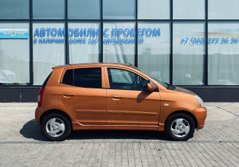 Подержанный автомобиль Kia Picanto 2006 года (6 фото)