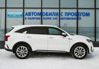 Подержанный автомобиль Kia Sorento 2020 года (6 фото)